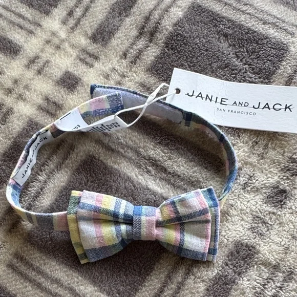 Janie and Jack Pastel Plaid Bow Tie in Pink, Blue, Yellow, Cream - Picture 4 of 4